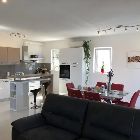 Vila Maria Villa