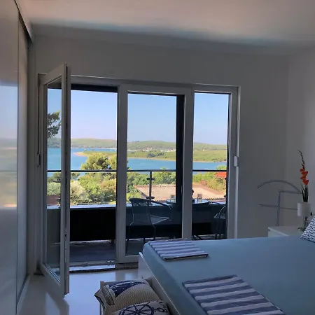 Vila Maria Villa Pomer